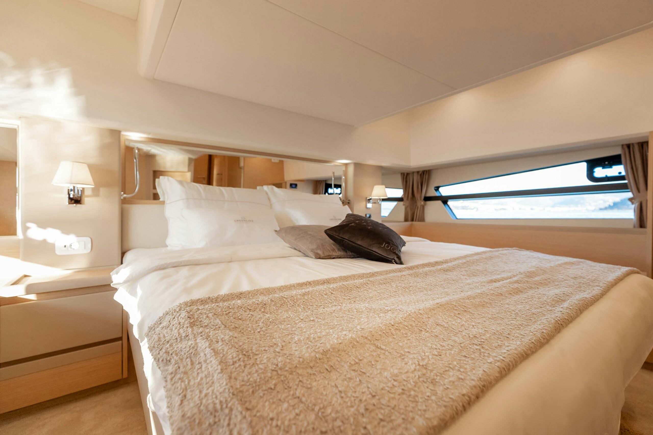 GREENLINE 45 COUPE
